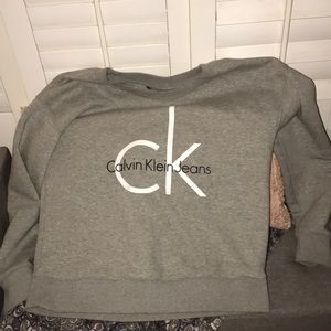 Calvin Klein pullover size medium